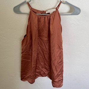 Sleeveless Blouse with Scallop Lining